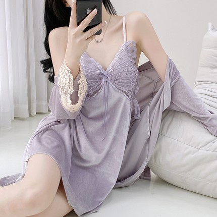 睡衣女款性感纯欲风2024秋冬款金丝绒带胸垫蝴蝶吊带睡裙睡袍套装