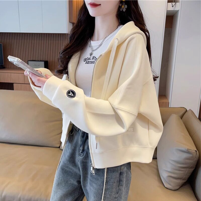 卫衣外套女春秋2025新款韩版宽松百搭休闲短款小个子长袖开衫上衣