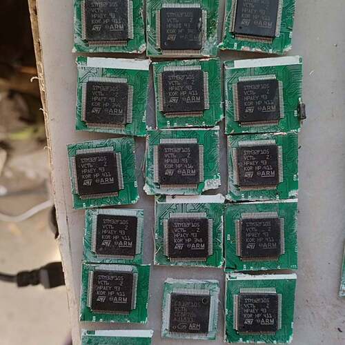 可议价stm32f103 有15个 stm32f105