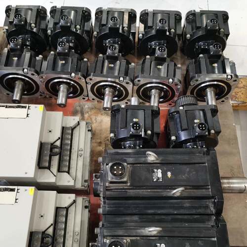 可维修安川7系 15KW套装议价