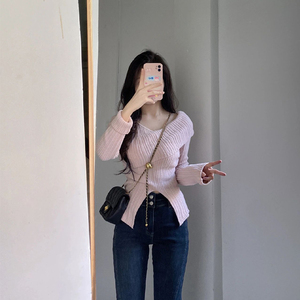 韩版修身设计感交叉长袖针织衫女2023年新款V领显瘦开叉气质毛衣