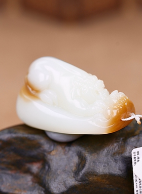 【久龙玉器】天然正品和田玉龙河羊脂玉挂件和田挂件貔貅49.4