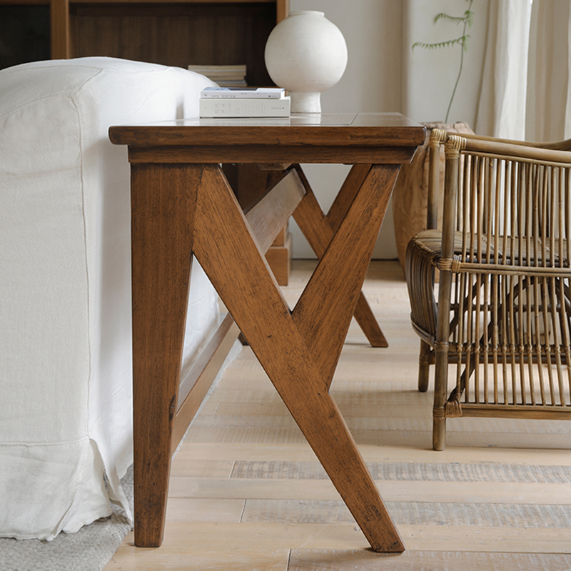 客厅实木书桌沙发后长条桌