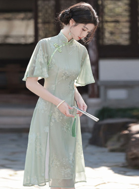 改良绿色旗袍新款2026小清新长款年轻款高端气质少女奥黛连衣裙夏