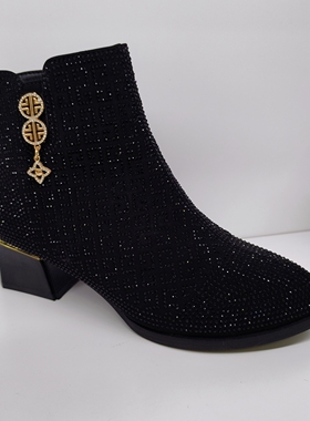 红冠雀女鞋2025冬季新款时尚百搭女短靴加厚保暖休闲女靴97201