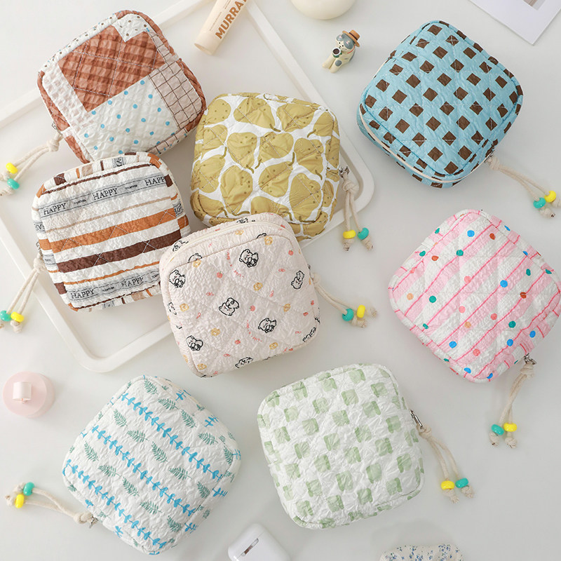 卫生巾小包小清新格子款卫生纸口红收纳包便携拉链学生简约收纳袋,收纳整理,卫生巾收纳包,淘宝优惠券,粉丝福利购,淘宝优惠卷