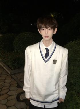 【刺篇】dk制服原创刺绣针织马甲背心学生V领毛衣坎肩秋冬男套装