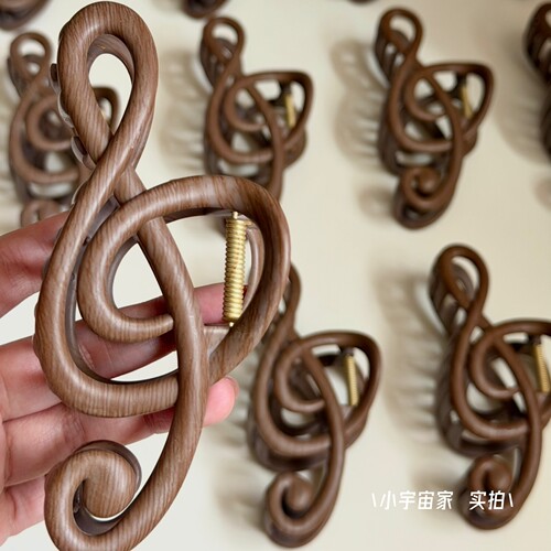 高品质！13cm咖色木纹音符抓夹女高音谱号鲨鱼夹后脑勺发抓盘发饰