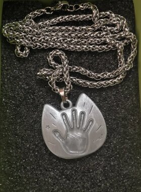 侯明昊个人出道十周年小猫手印项链粉丝猕猴桃应援周边复刻配饰