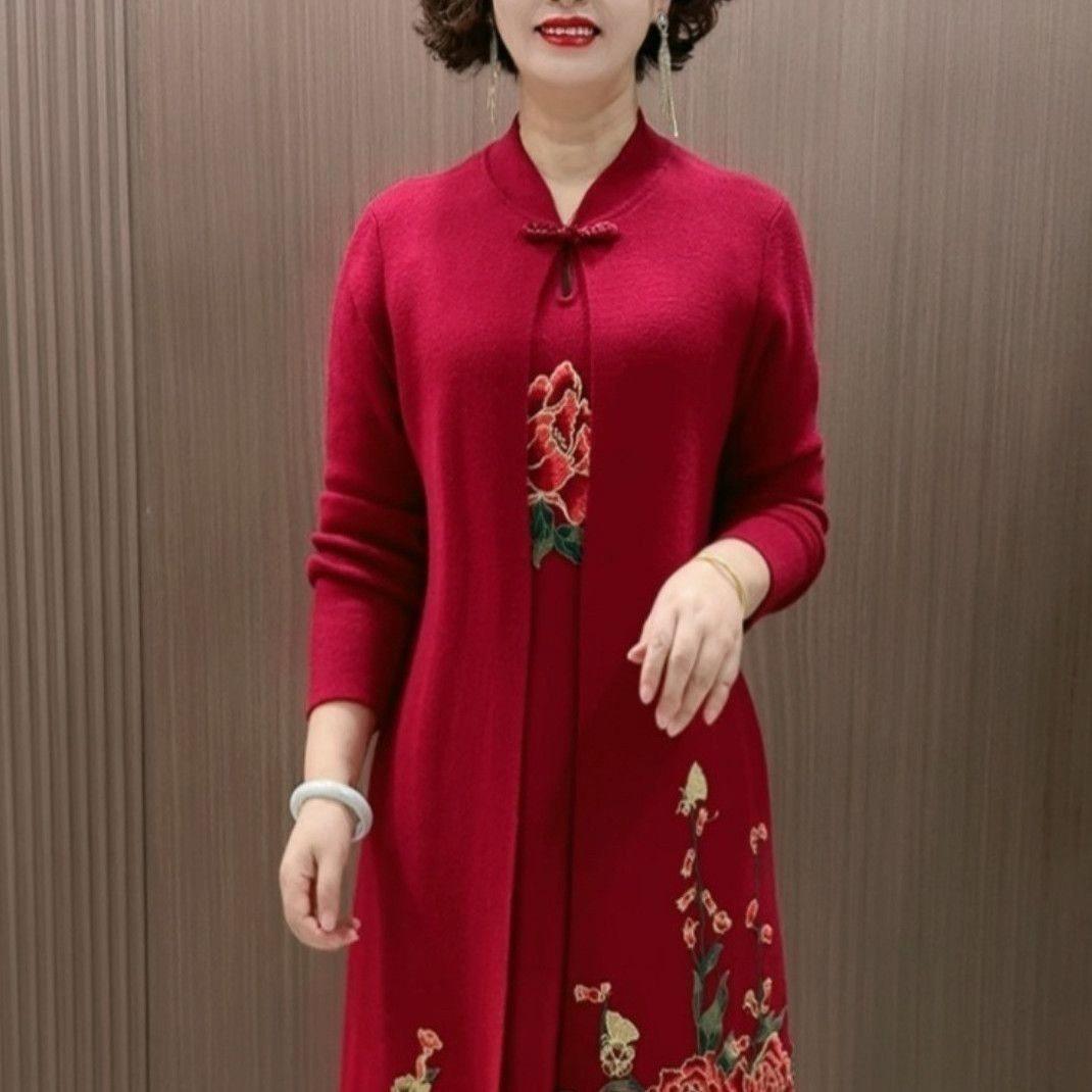 中式重工刺绣针织连衣裙