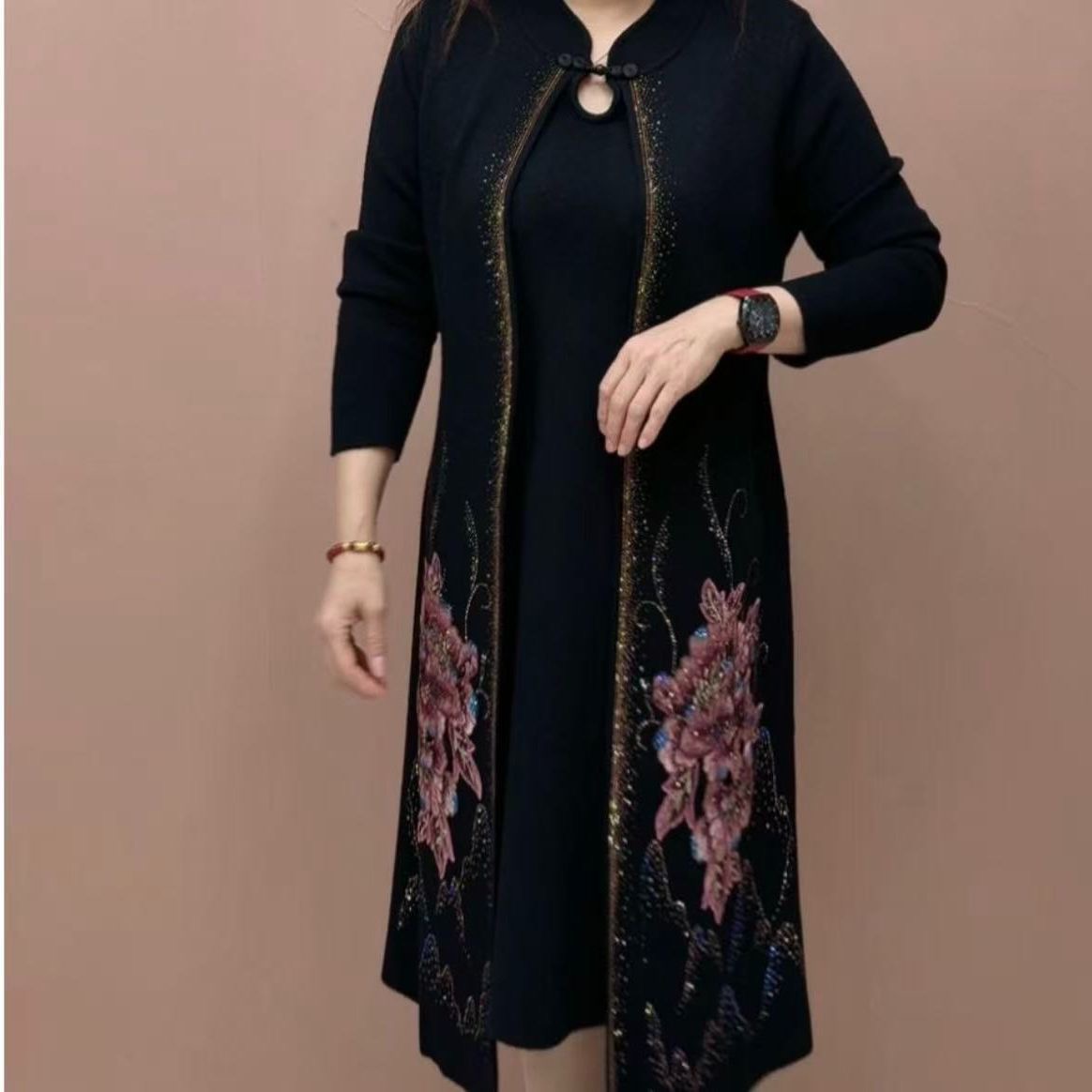 中式复古刺绣女中老年喜婆婆高贵盘扣气质连衣裙