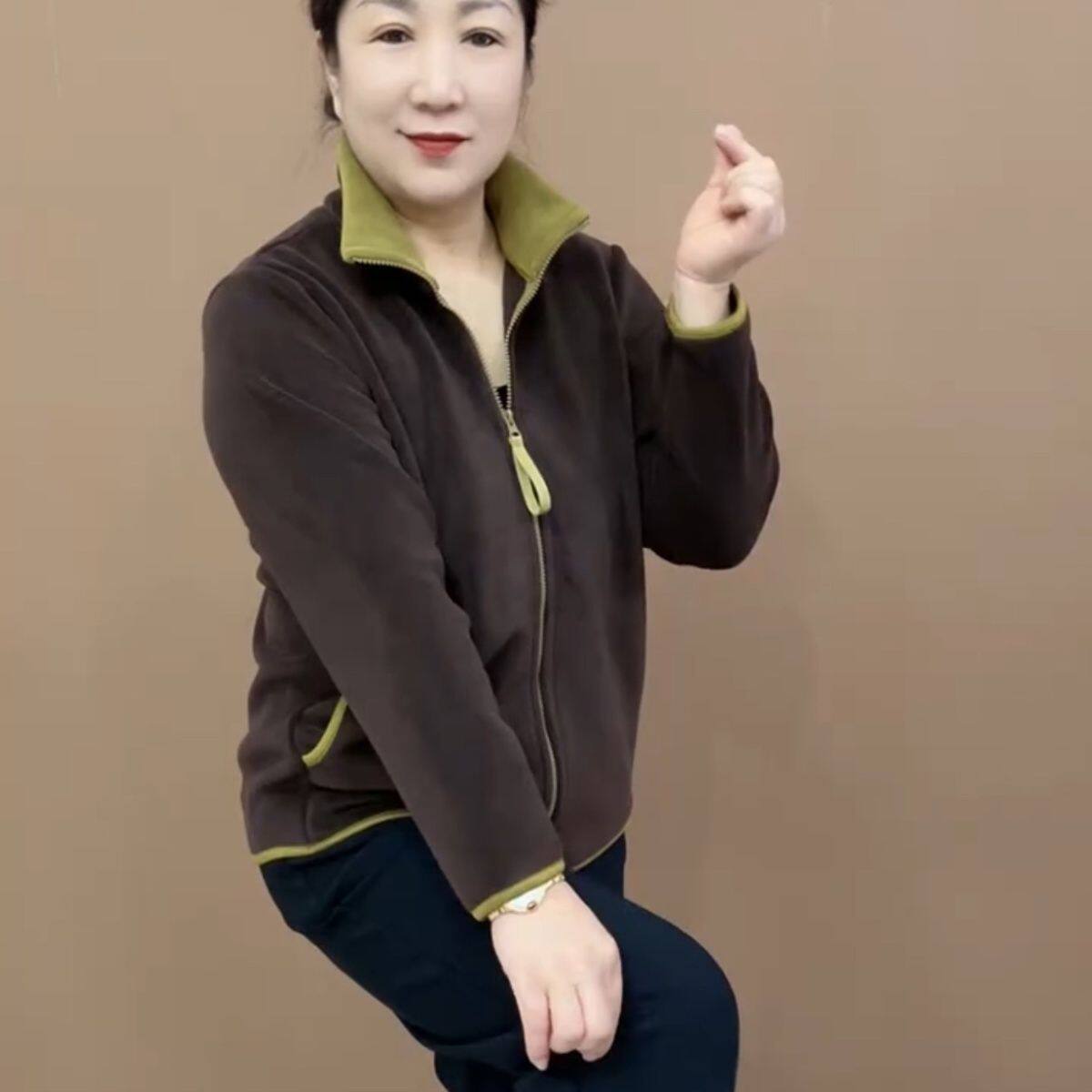 2026秋季新款保暖妈妈外