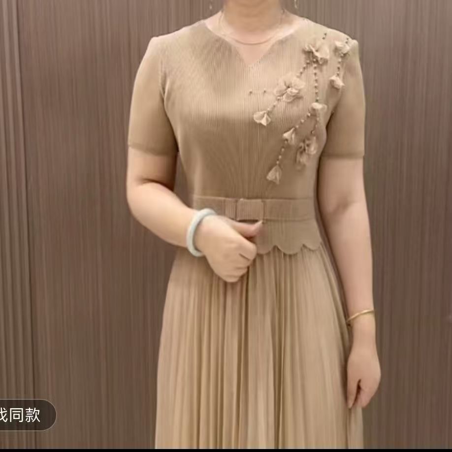 褶皱连衣裙气质短袖夏季