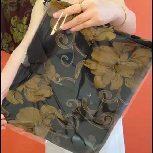 百搭妈妈洋派翻领衬衫新