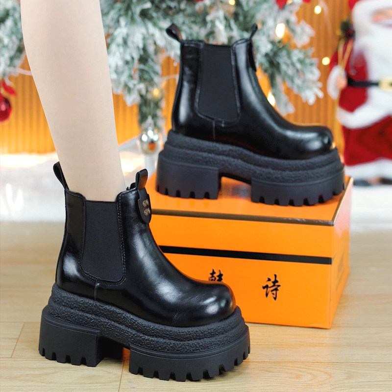 切尔西复古厚底短靴女