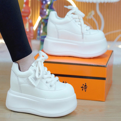 小个子百搭厚底小白鞋