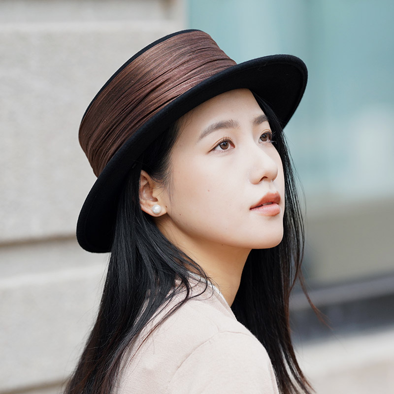 高端小众澳洲羊毛呢平顶帽女褶皱真丝麻法式复古平檐礼帽短檐秋冬