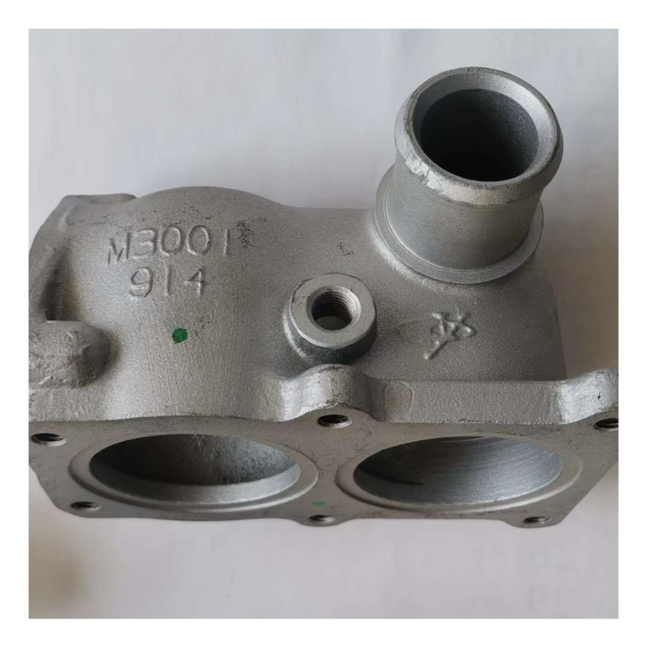 玉柴发电机组发动机配件柴油机YC6M350节温器上罩壳底座螺丝堵头