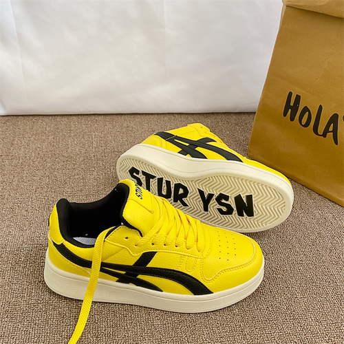 情侣复古小众板鞋男女同款2025冬季新款学生百搭运动休闲小白鞋子