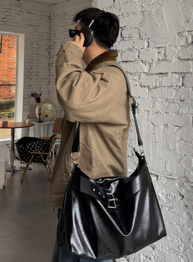 NIN原创ins腋下复古原宿单肩斜挎托特原宿男女生机车背包皮质个性