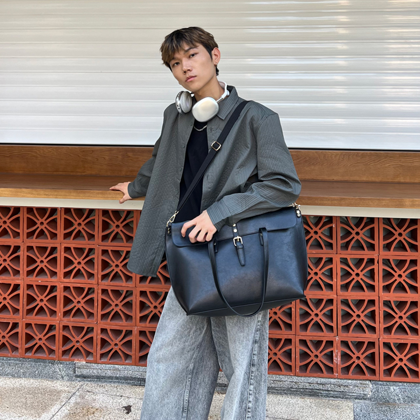 NIN日系复古单肩斜挎大容量托特包男女托特包翻盖邮差街头ins潮牌