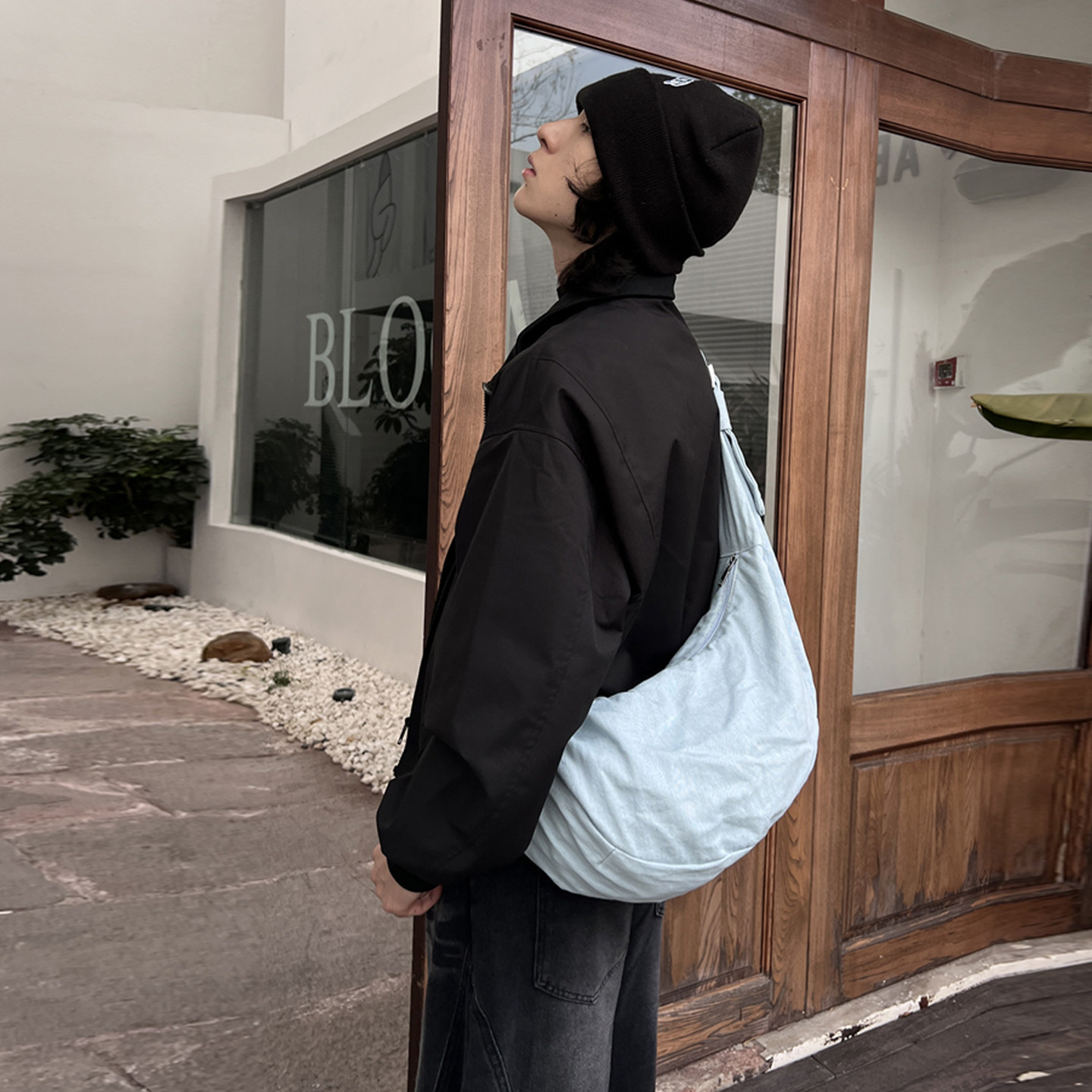 NIN设计ins大容量可颂帆布月牙饺子包男女日系街头轻便挎包松弛感