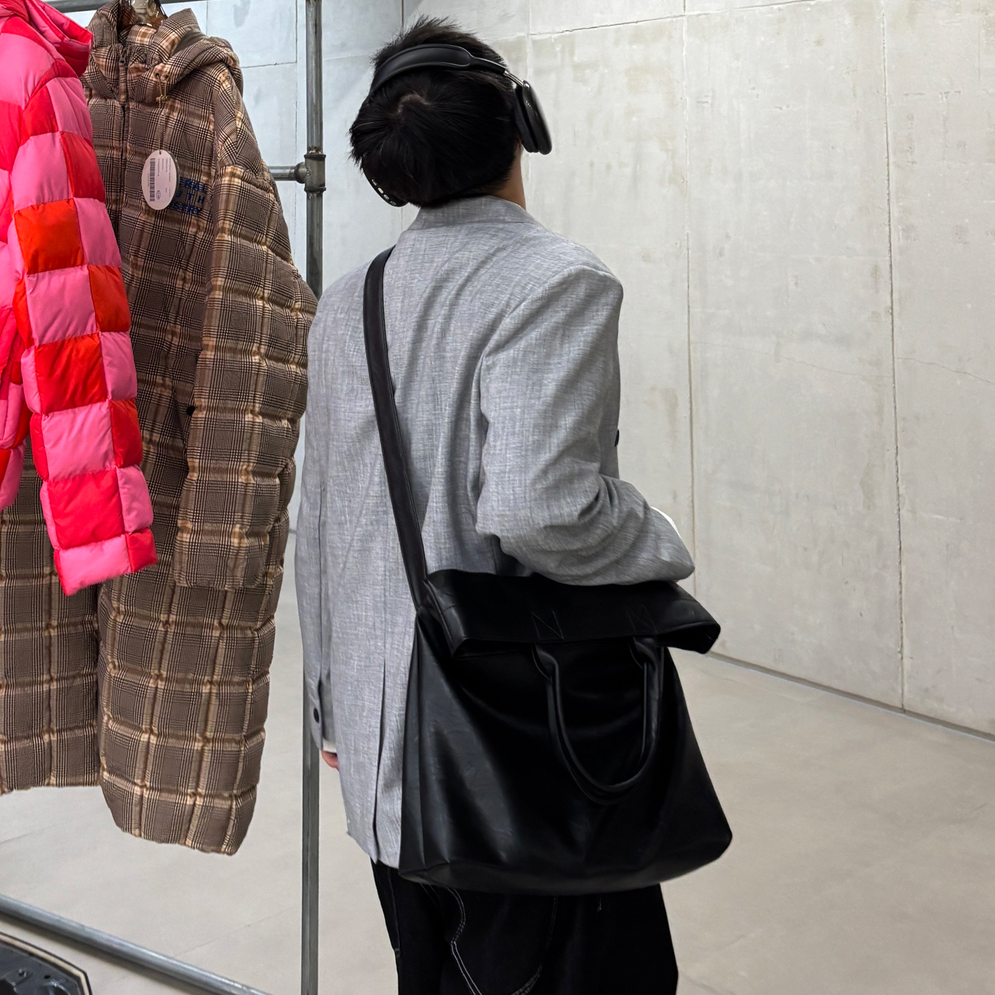 NIN小众设计款ins复古斜挎大容量托特包男女手提街头公文包时髦潮