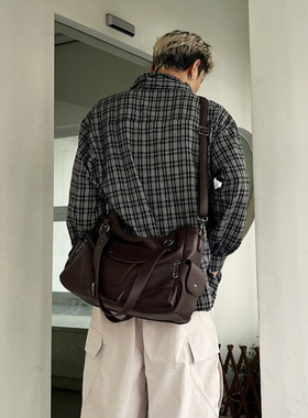 NIN小众设计款暗黑原宿腋下手提托特挎包男女慵懒风原宿大容量潮