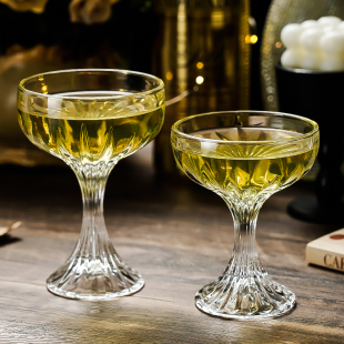创意高脚杯鸡尾酒杯香槟杯复古刻花玻璃杯冰淇淋杯葡萄酒杯红酒杯