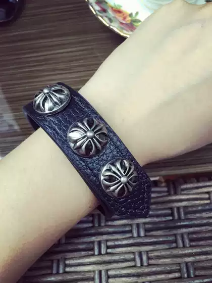 Trendy Brand Bracelet Made of Genuine Leather, High Aesthetic Value, Couple Style, European and American Style, Popular in Japan and Korea, with Packaging