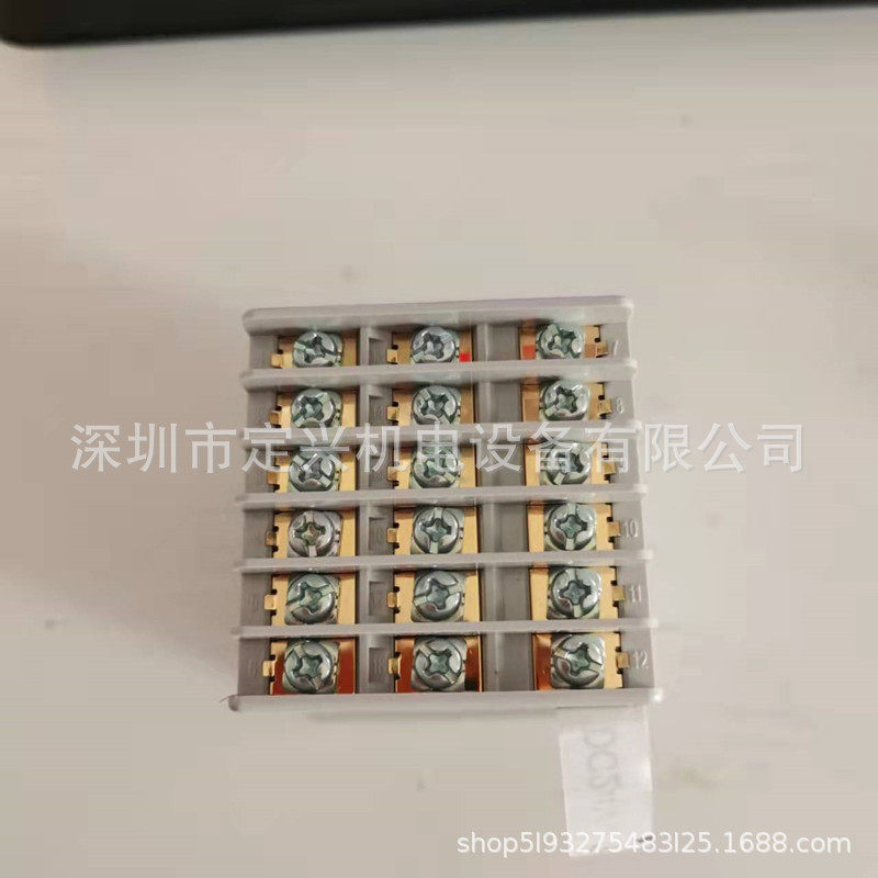 SDC15 C15MTRORA0100 C15TRORA0100温控器