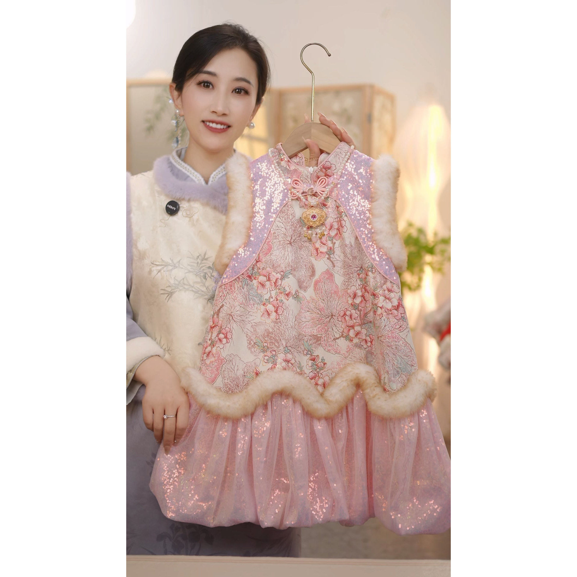 现货【海棠】SC818女童冬季国风加绒保暖新中式马甲旗袍裙拜年服,童装/婴儿装/亲子装,旗袍,淘宝优惠券,粉丝福利购,淘宝优惠卷