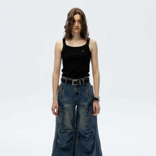 热销中 Roaringwild 棕色定番背心 黑色 咆哮野兽主线