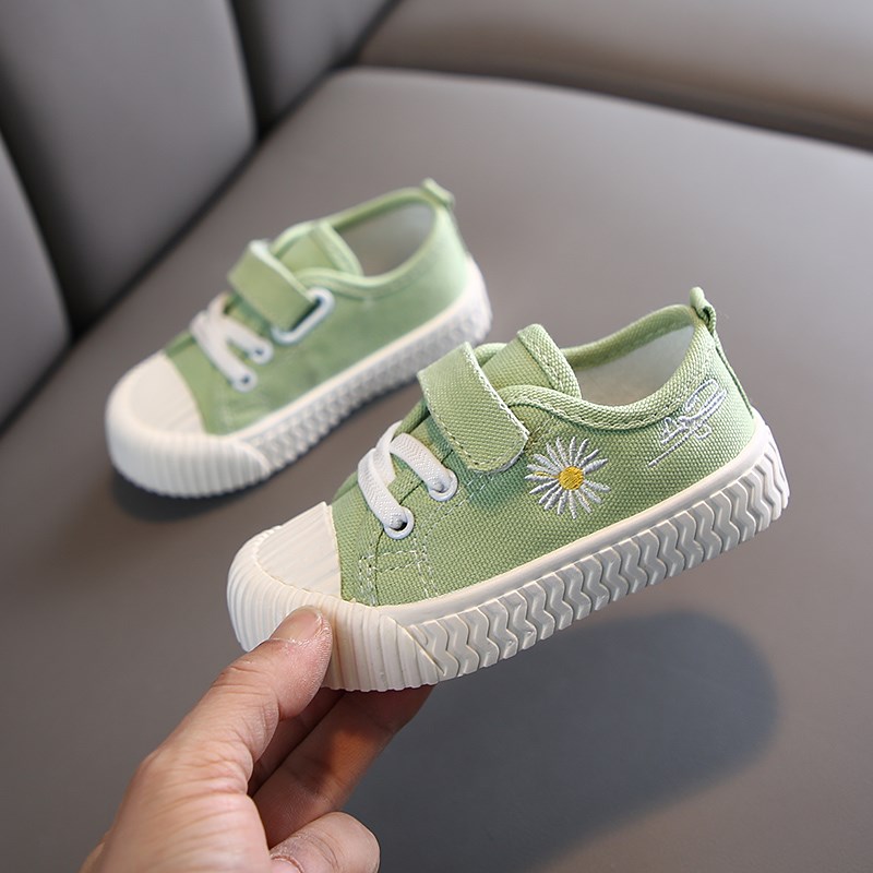 幼儿园帆布鞋儿童2021新款春夏季雏菊纯色布鞋男童女童小白鞋百搭