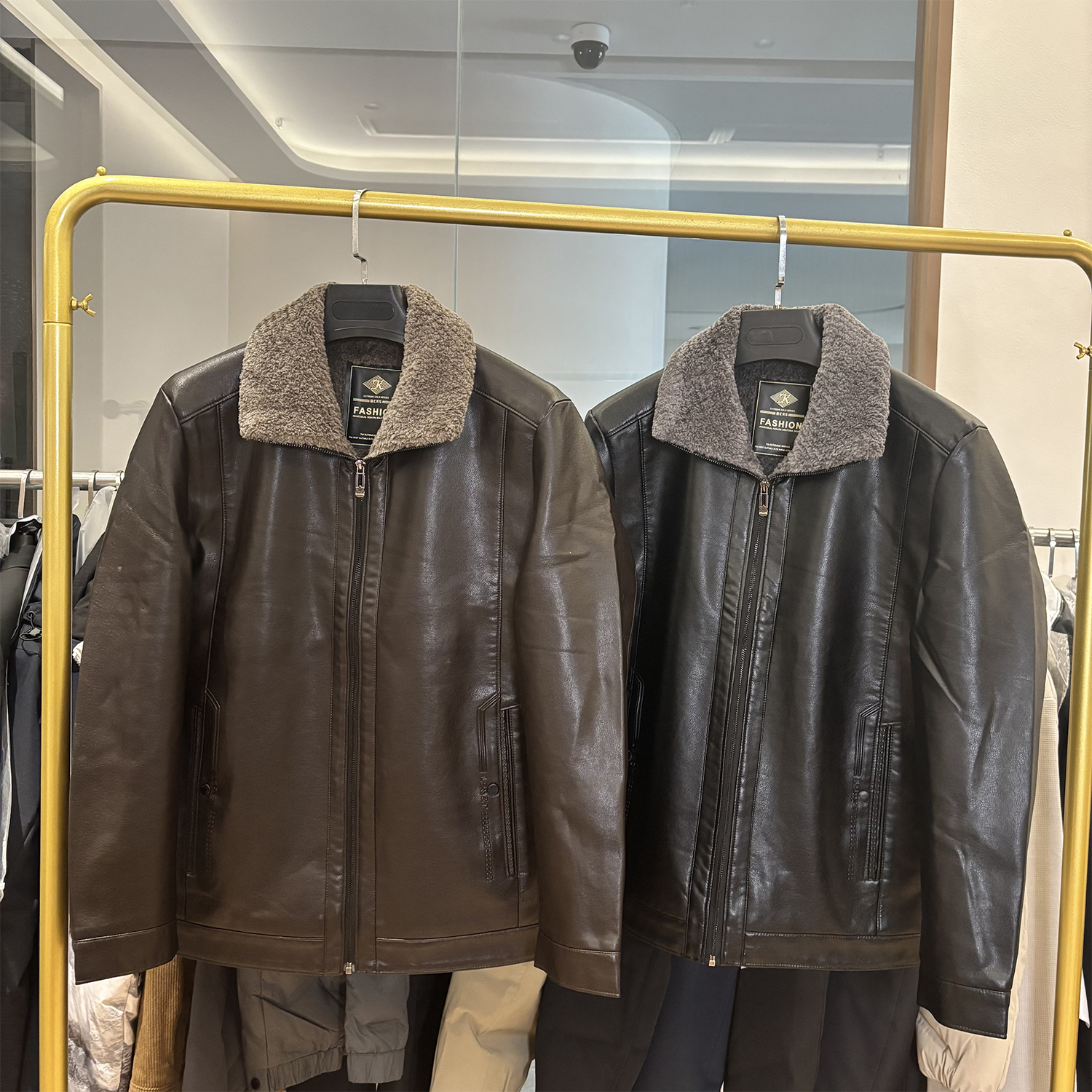 皮毛一体绒PU皮耐磨防水爸爸皮衣