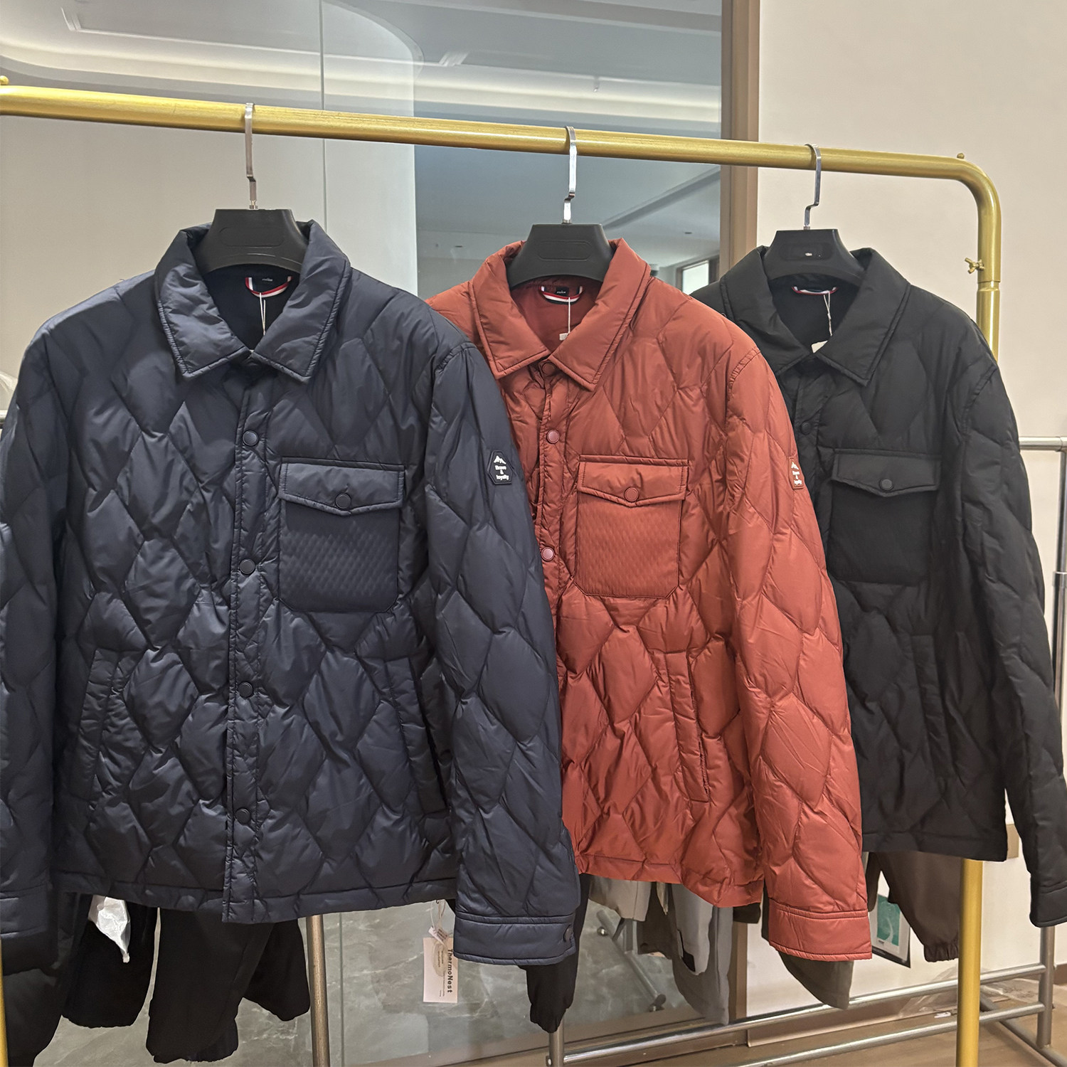 原69990鸭绒休闲绗缝翻领羽绒服