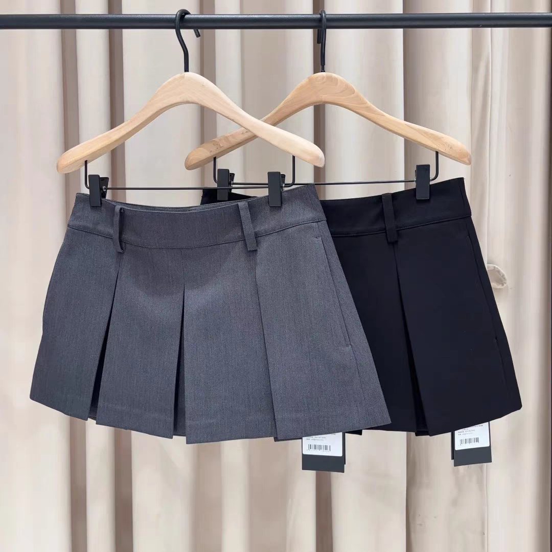 正品短裙2025秋新品高智学院风立体工字褶中低腰半身裙MBE3SKT024