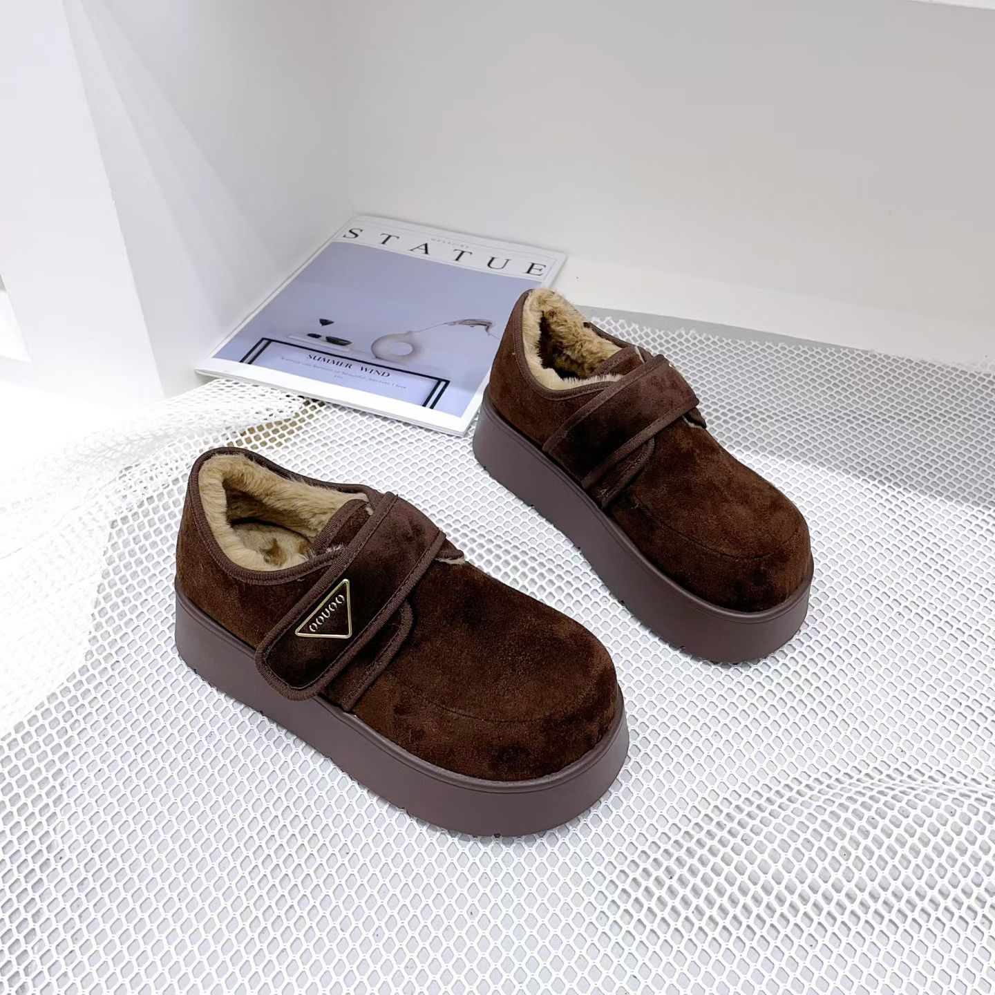 厚底勃肯鞋女冬季加绒保暖雪地靴魔术贴棉鞋加厚舒适女靴