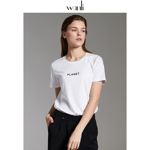 万丽新款液氨黑科技字母印t恤