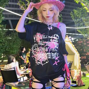 大码胖mm辣妹美式印花亚文化露肩T恤宽松显瘦短袖亚比小众上衣潮