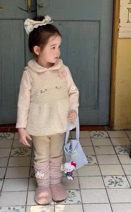 童装2025冬新款女童小童可爱刺绣毛毛背心打底衫加绒打底裤三件套