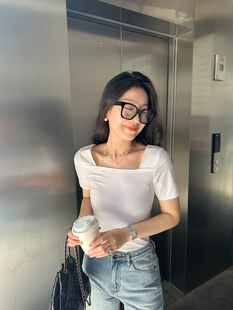 上衣丝光棉中袖 复古方领短袖 修身 T恤女春夏新款 气质简洁质感 法式