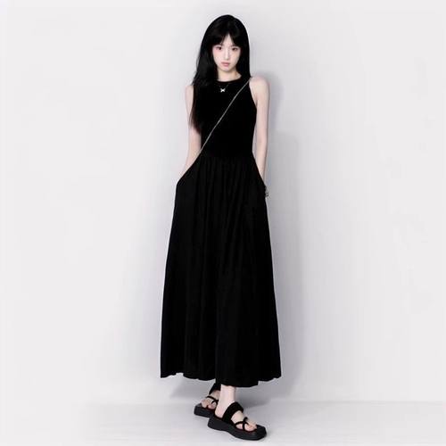 法式赫本风黑色无袖背心