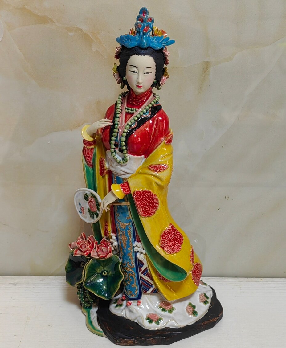 陶瓷红楼梦贾元春巧姐手工家居饰品中国风古典旗袍美女仕女摆件
