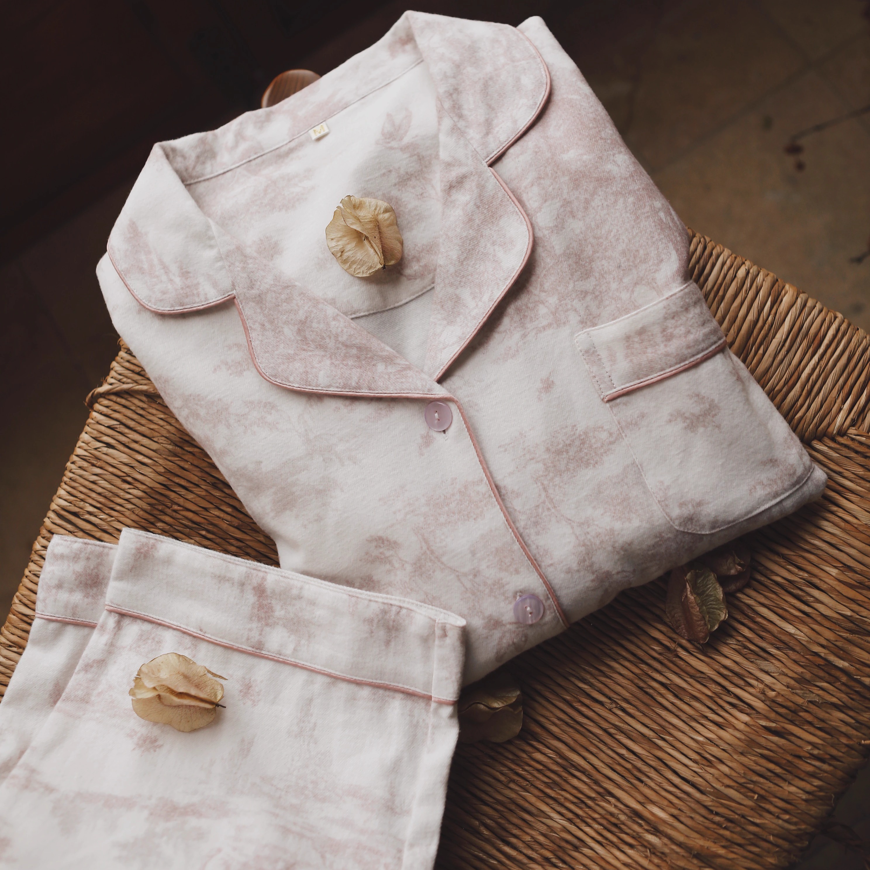 小众轻奢秋冬磨毛睡衣套装