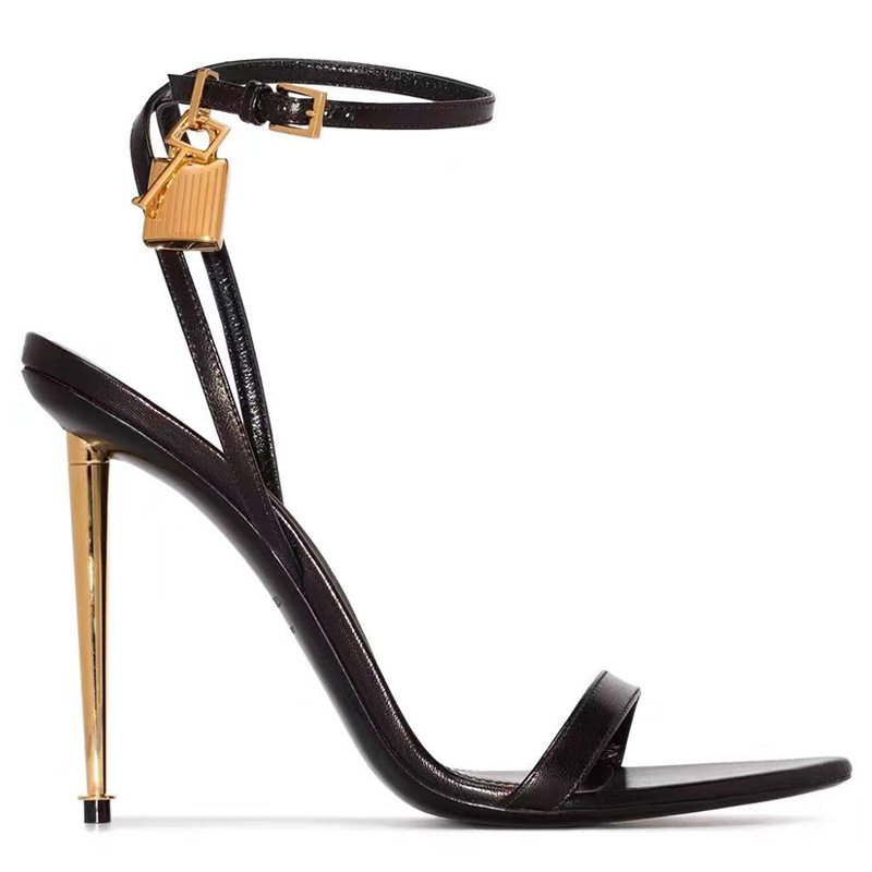 欧美外贸金属跟一字带凉鞋露趾金属锁扣钥匙时装鞋夏43大码高跟鞋