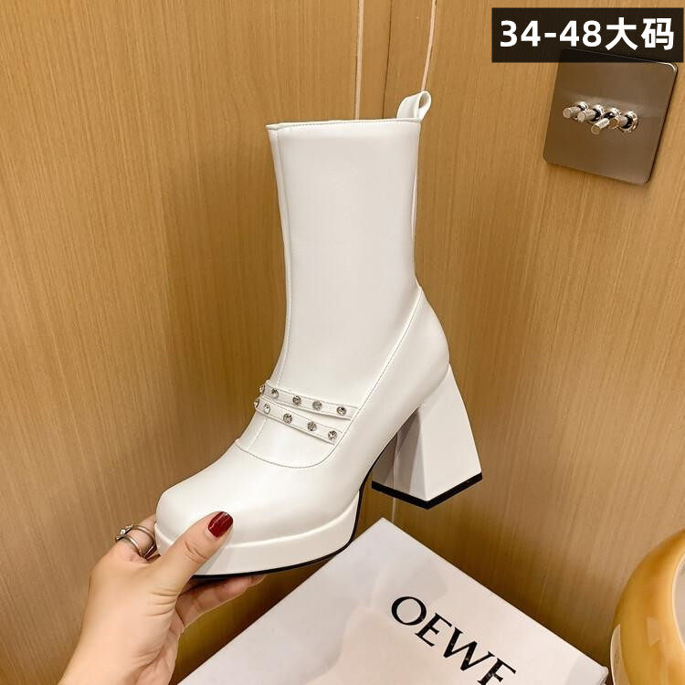 水钻防水台皮带扣短靴甜美时装靴