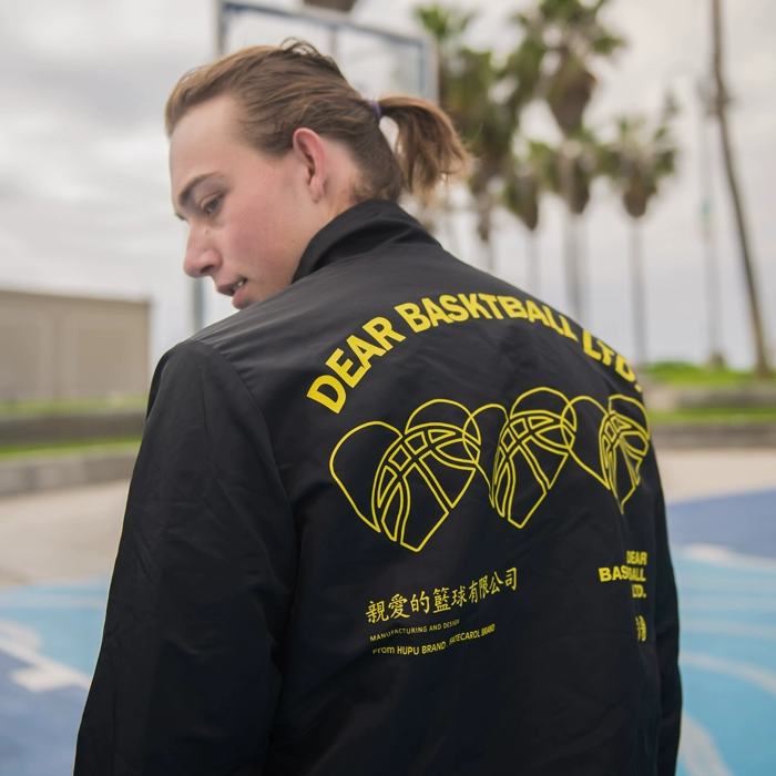 Fatecarolx虎扑教练夹克