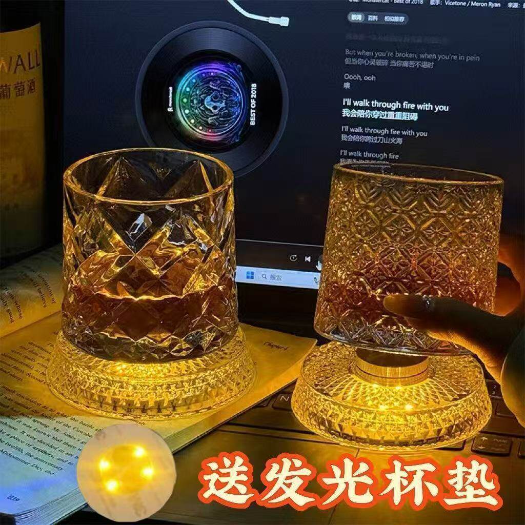 发光水晶旋转不倒翁威士忌杯