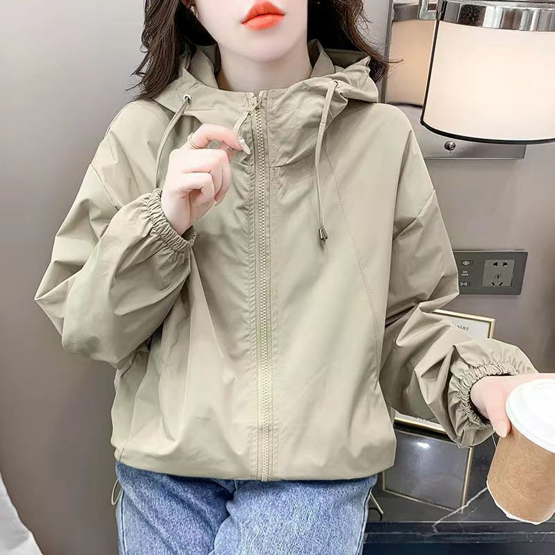 连帽短款纯色小个子冲锋衣外套女春秋宽松休闲夹克双拉链潮流